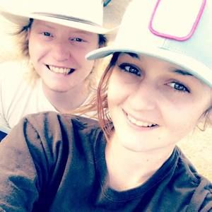 Meet your Posher, Peri